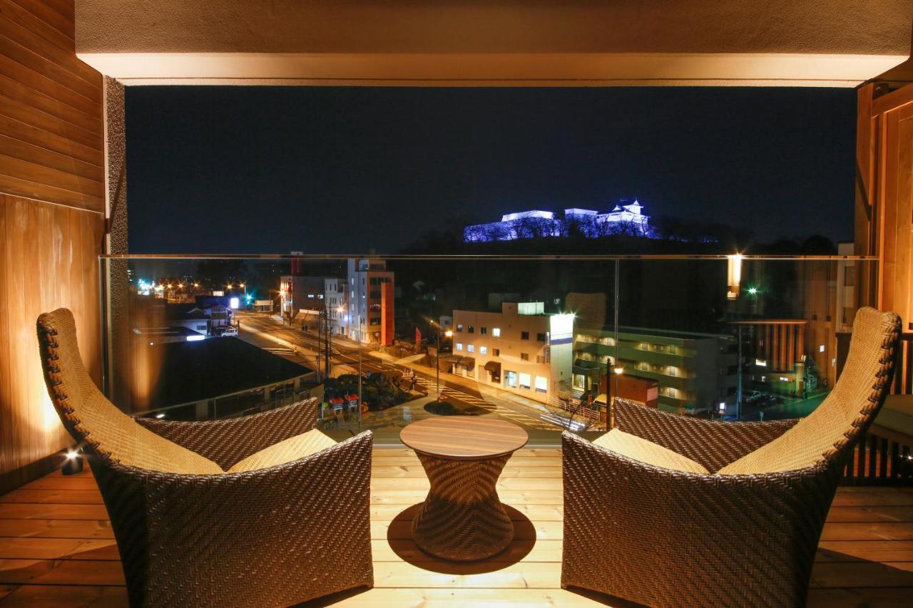 The Shiroyama Terrace Tsuyama Villa Esterno foto